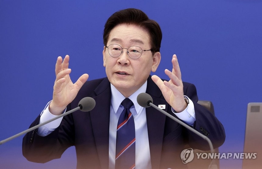 Lee Jae-myung nennt Bürgerbeschwerden Schatzkammer der Staatsreform