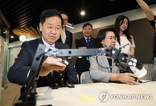 한양대 부트캠프 찾은 구윤철, 첨단산업 인재양성 앞세워 청년 체감 고용여건 개선 속도