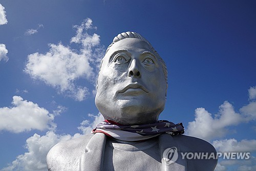 일론 머스크 세계 첫 조만장자 등극, 스페이스X 상장 첫날 자산 대만 GDP 넘어